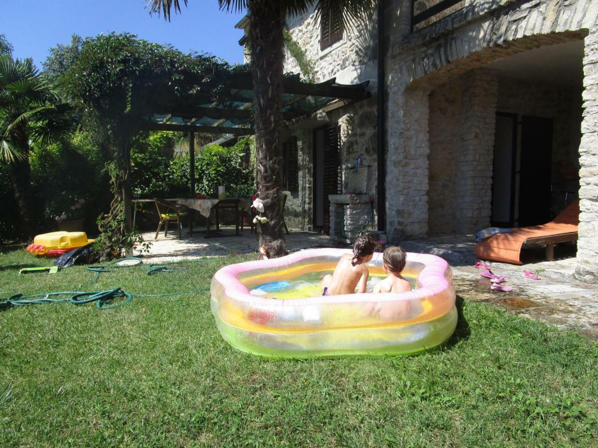 Holiday Home Vizinada Bagian luar foto