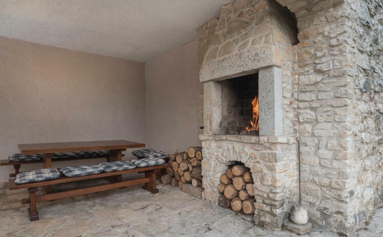 Holiday Home Vizinada Bagian luar foto